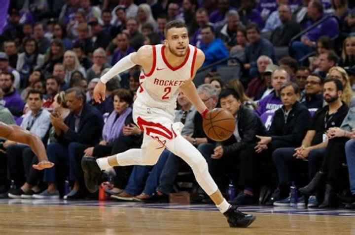 RJ Hunter Puts Up A CareerHigh 40 Points In Erie BayHawks Win Over
