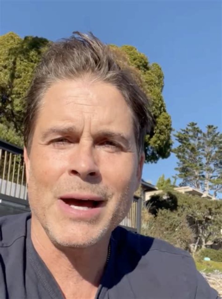 Rob Lowe Sober Actor Celebrates 25 Years of Sobriety on Twitter