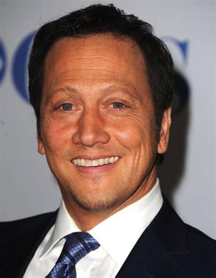Rob Schneider's Filipina mother Pilar dies
