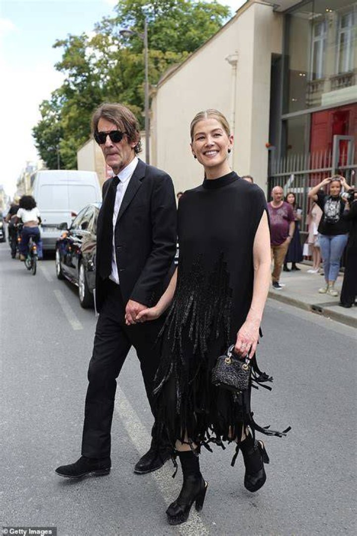 Robie Uniacke 2021 Husband Of Actress Rosamund Pike, Bio, Career