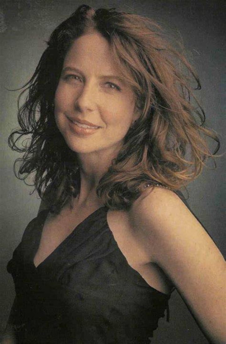 Robin Weigert Movies, Bio and Lists on MUBI