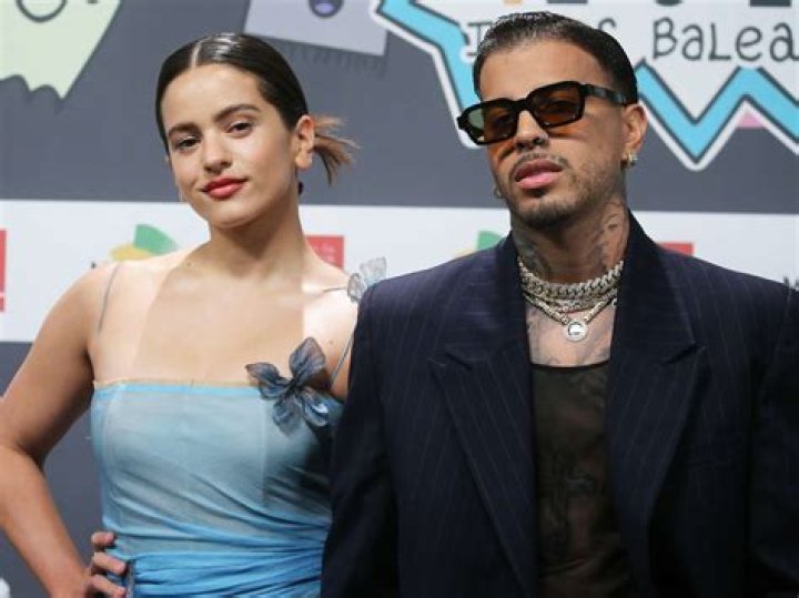 Rosalia and Rauw Alejandro Pull Back the Curtain on &lsquo;RR&rsquo; Rolling Stone
