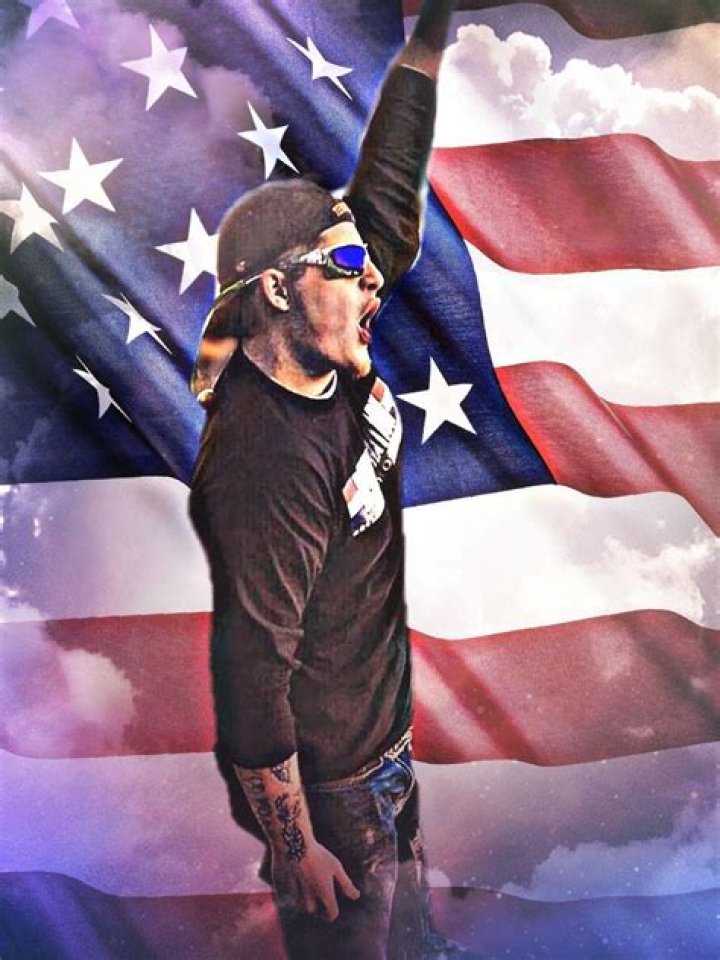 Ryan Upchurch's net worth, age, real name, wife, merch, songs, profiles