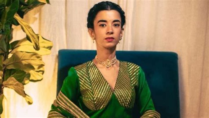 Saba Azad schools troll about &lsquo;unfollow&rsquo; button on Instagram &lsquo;She just