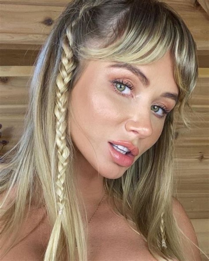 Sara Jean Underwood Profile Images — The Movie Database (TMDB)