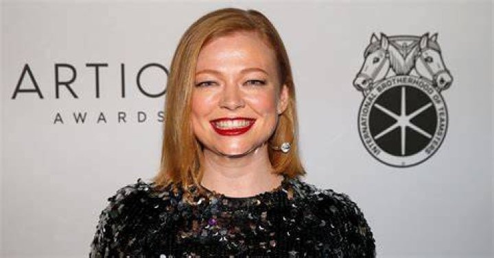 Sarah Snook Net Worth, Bio, Age, Acting Career, And Relationship!