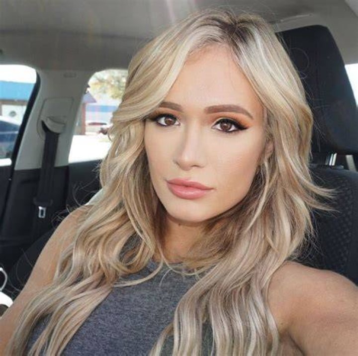 Scarlett Bordeaux shared a photo on Instagram &ldquo;What&rsquo;s good?&rdquo; &bull; See 683