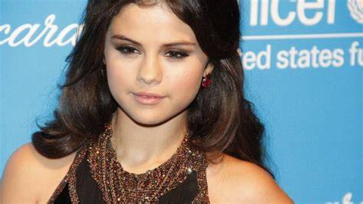 Selena Gomez Sues Mobile Game Maker for Stealing Her Likeness Rolling