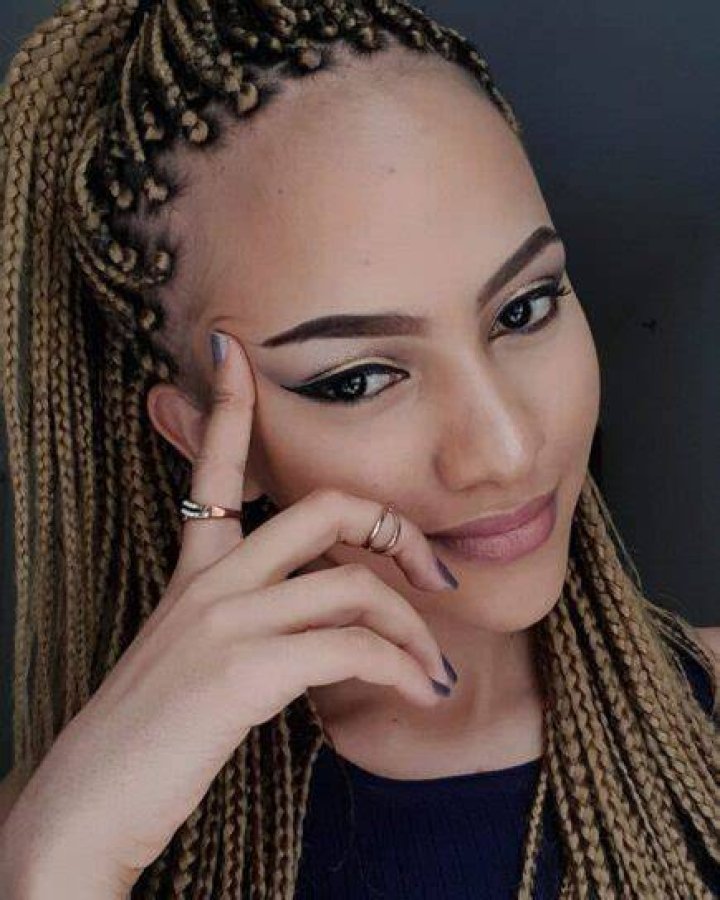 Seneo Mabengano biography AKA Khumo on Muvhango. Soapie Celebs