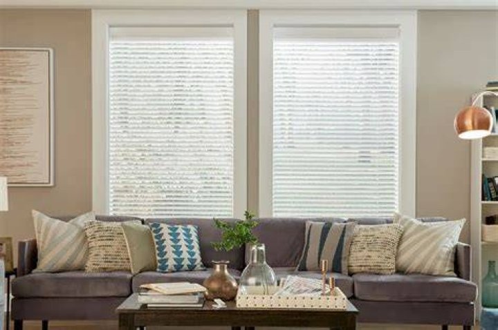 Serena Smart Wood Blinds Automatically Tilt Through the Day