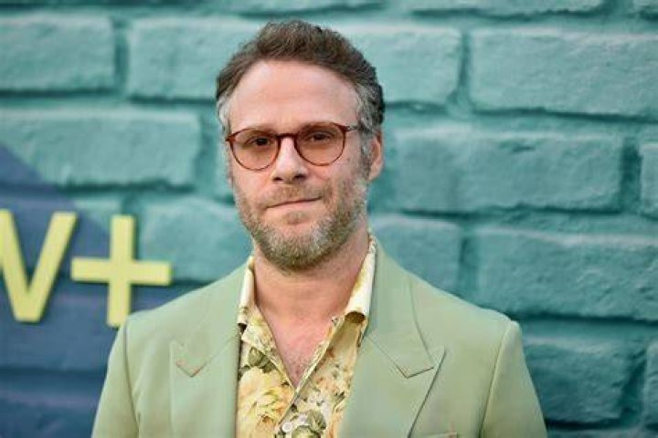 Seth Rogen on working with Barbra Streisand and convincing her to watch