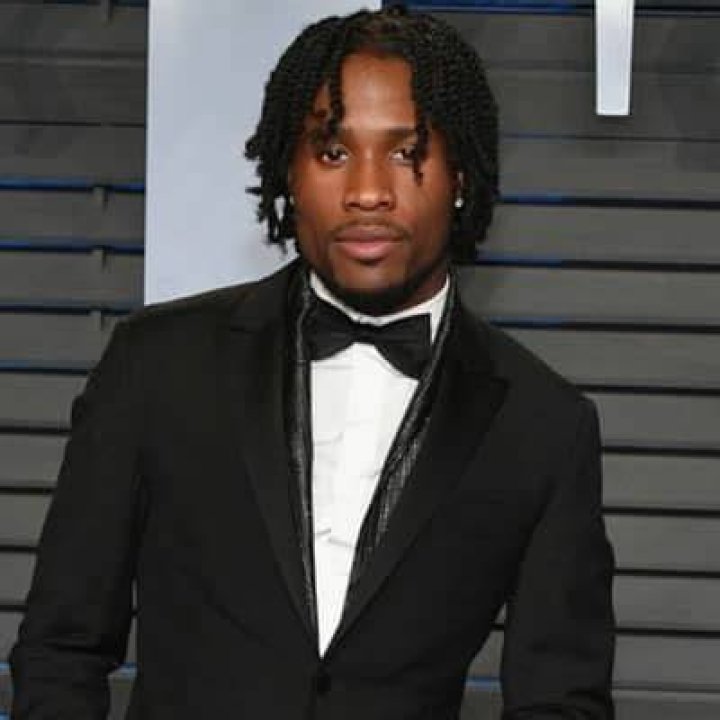 Shameik Moore - Age, Net Worth, Height, Bio, Career, Single, Facts