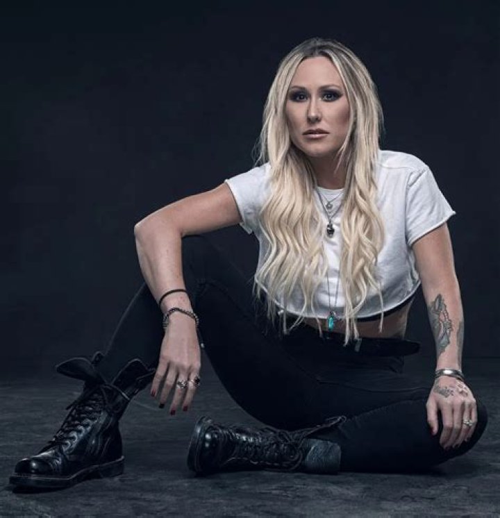 Shannon Gunz Career, Life & Net Worth 2023 Net Worth