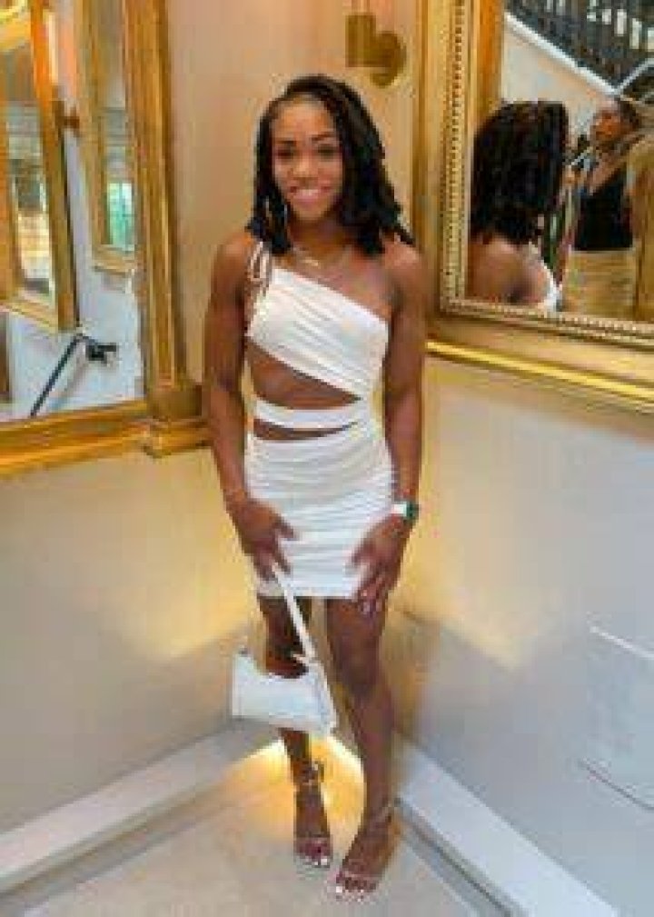Shilese Jones Height