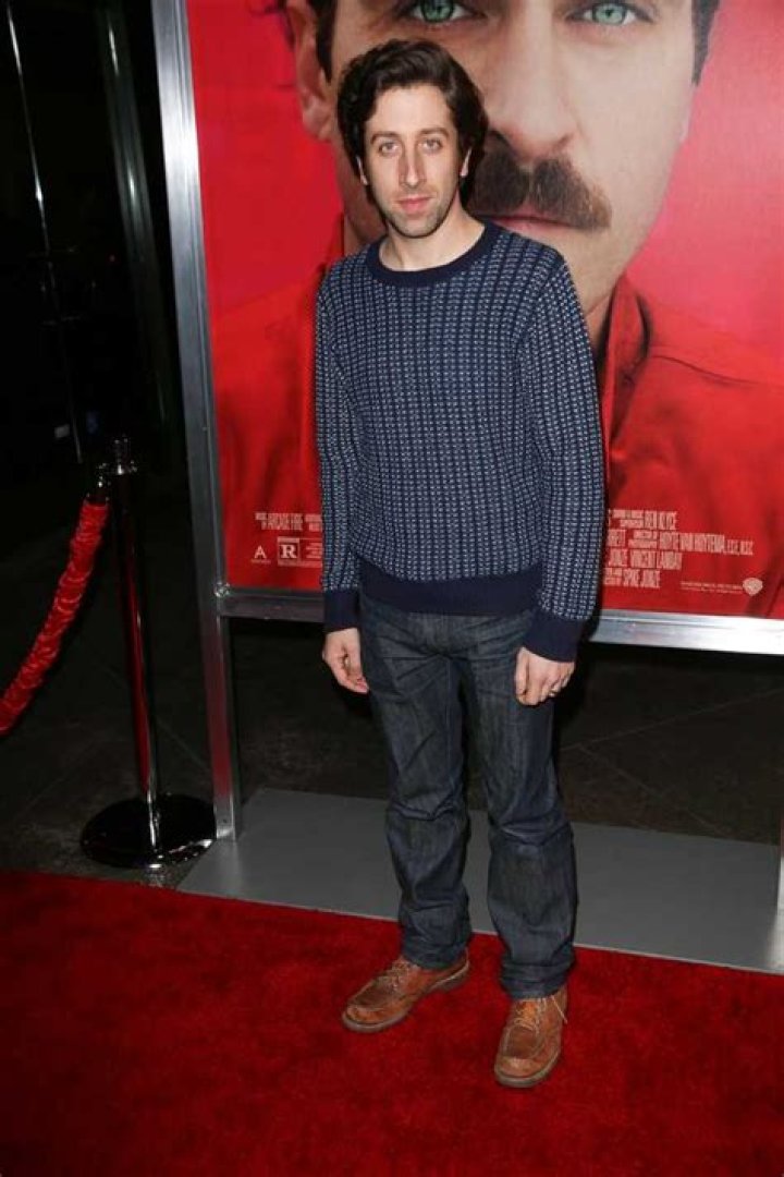 Simon Helberg Height | JBlogX