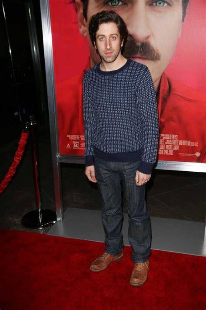 Simon Helberg Height, Weight, Age, Wife, Salary & More &raquo; StarsUnfolded