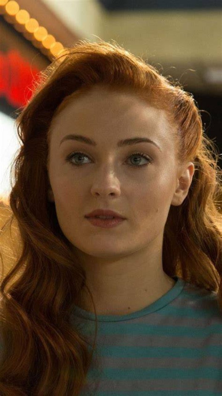 Smile, red head, pretty, Sophie Turner, 1080x2160 wallpaper Sophie