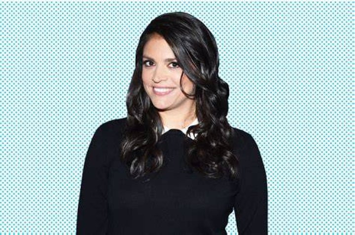 SNL&rsquo;s Cecily Strong Takes on 10 Parts in 90 Minutes in The Search for