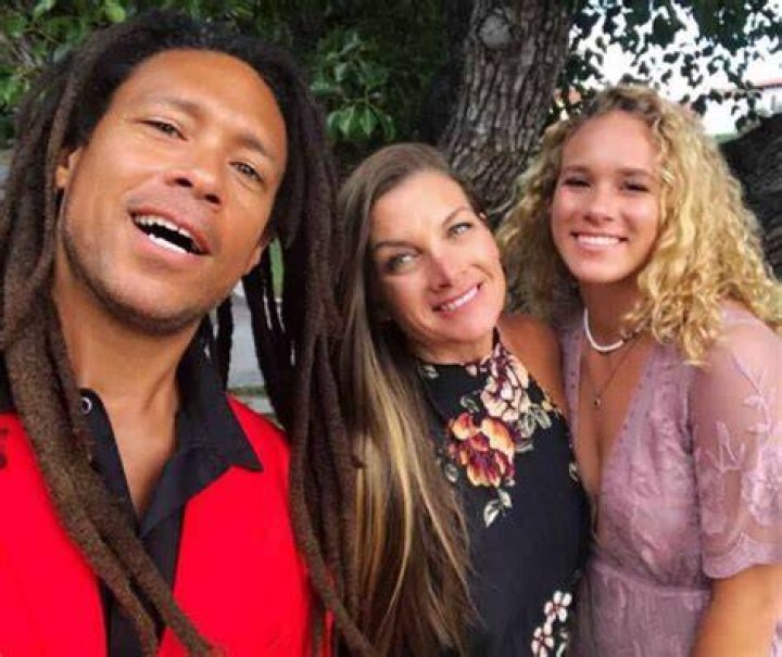 Sol Ruca | Parents, Paul Hampton And Sandy Brown Hampton
