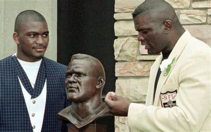 Son Lawrence Taylor Jr. And Daughter Paula Torres And Whitney |