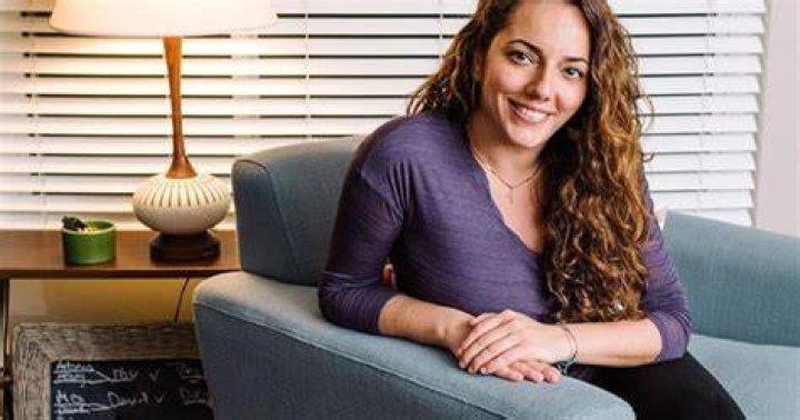 Sona Movsesian Net Worth, Salary, Age, Height, Bio, Family, Career