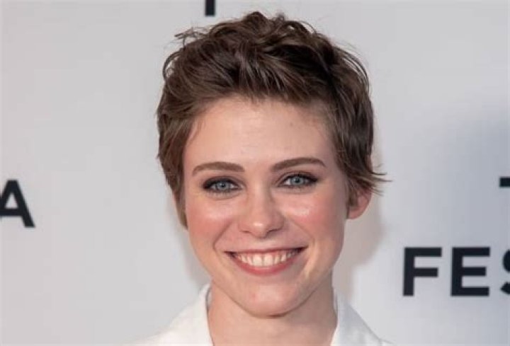 Sophia Lillis Biography, Height & Life Story Super Stars Bio