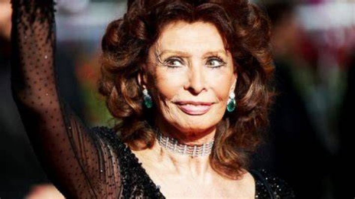 Sophia Loren Measurements Net Worth Weight Height Bra Size
