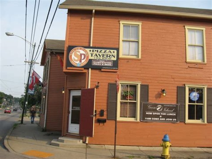 South Park Tavern, Dayton, OH Booking Information & Music Venue Reviews