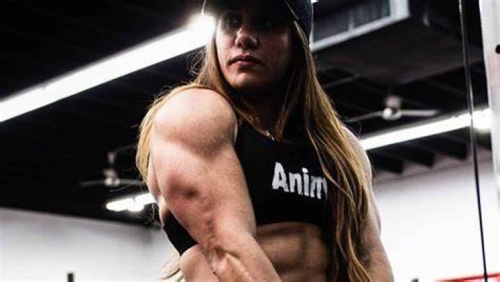 Stefi Cohen&rsquo;s Tips for Shattering Your Personal Records Muscle & Fitness