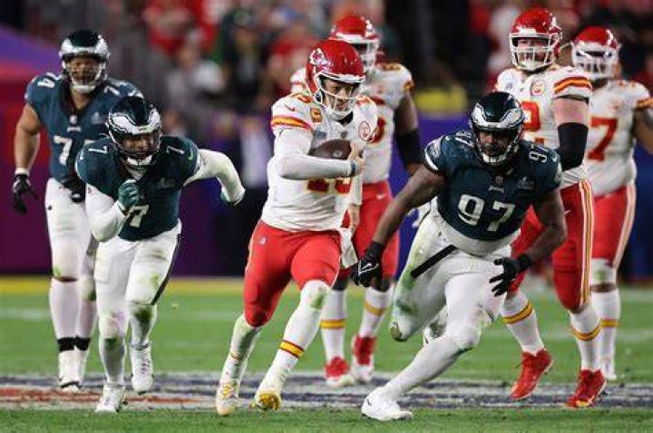 Super Bowl 2023 Eagles' Jordan Mailata brings singing, ruby talents