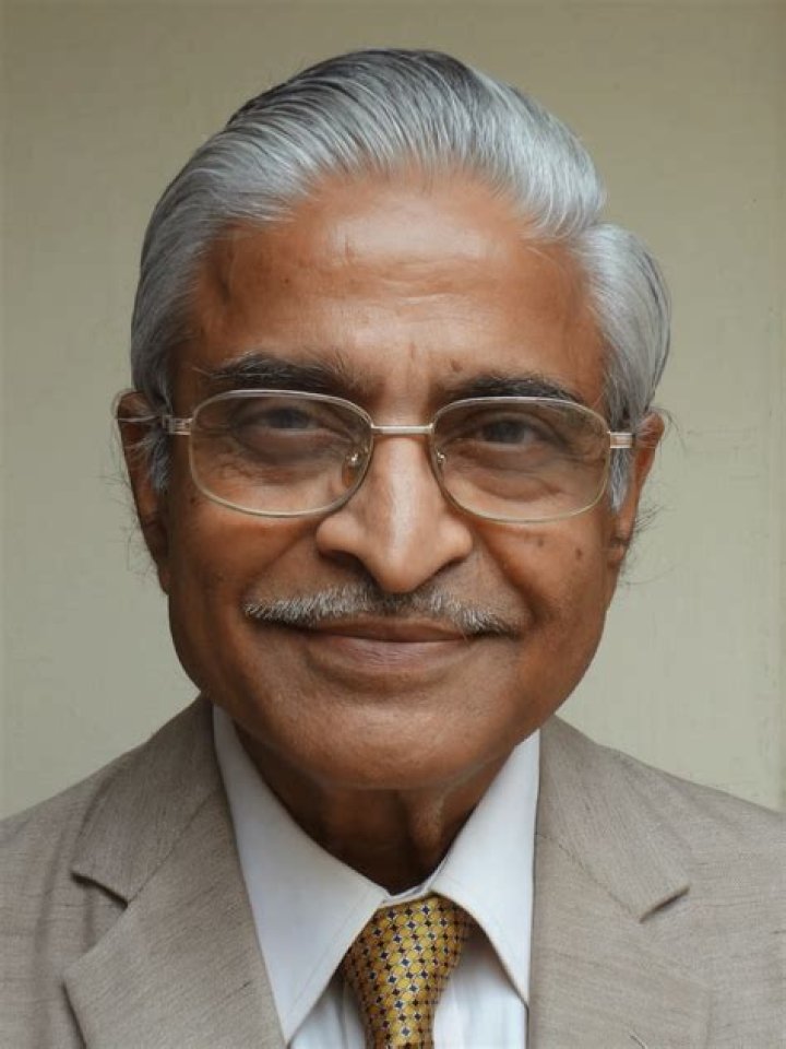 Surendra Kumar My vision of India for the year 2020