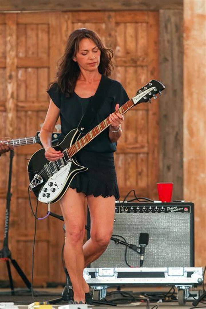 Susanna Hoffs 80s 90s Singer Musician Idol Wall Art Home Decor POSTER