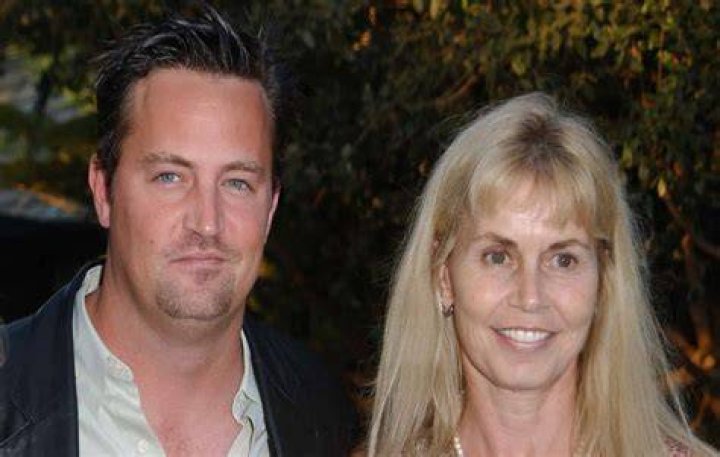 Suzanne Perry bio-know all about the mother of Matthew Perry