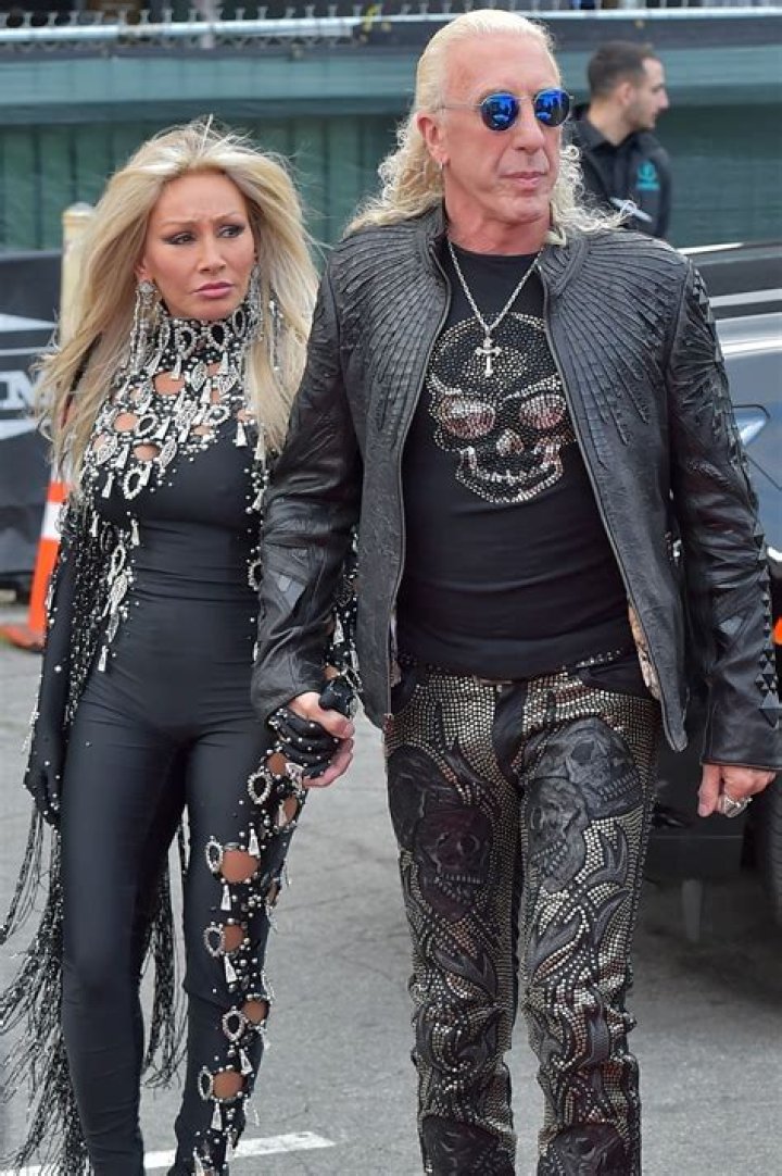 Suzette Snider Arrives at GRAMMY Awards Viewing Party in LA 04/03