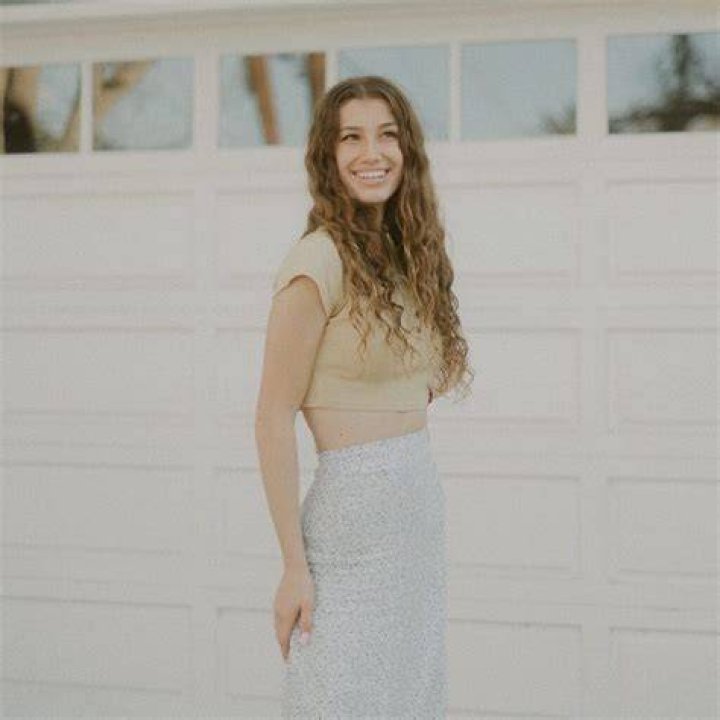 Sydney May Models Biography