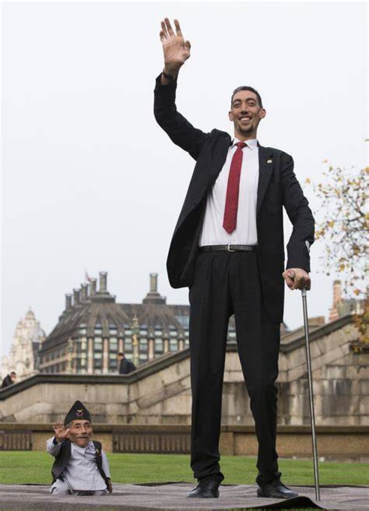 Tallest Man in America "Igor Vovkovinskiy" Dies at 38