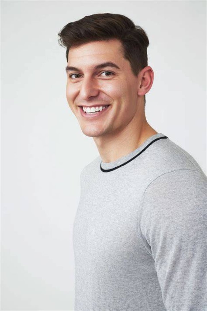 Tanner Courtad Bachelor Nation Wiki Fandom