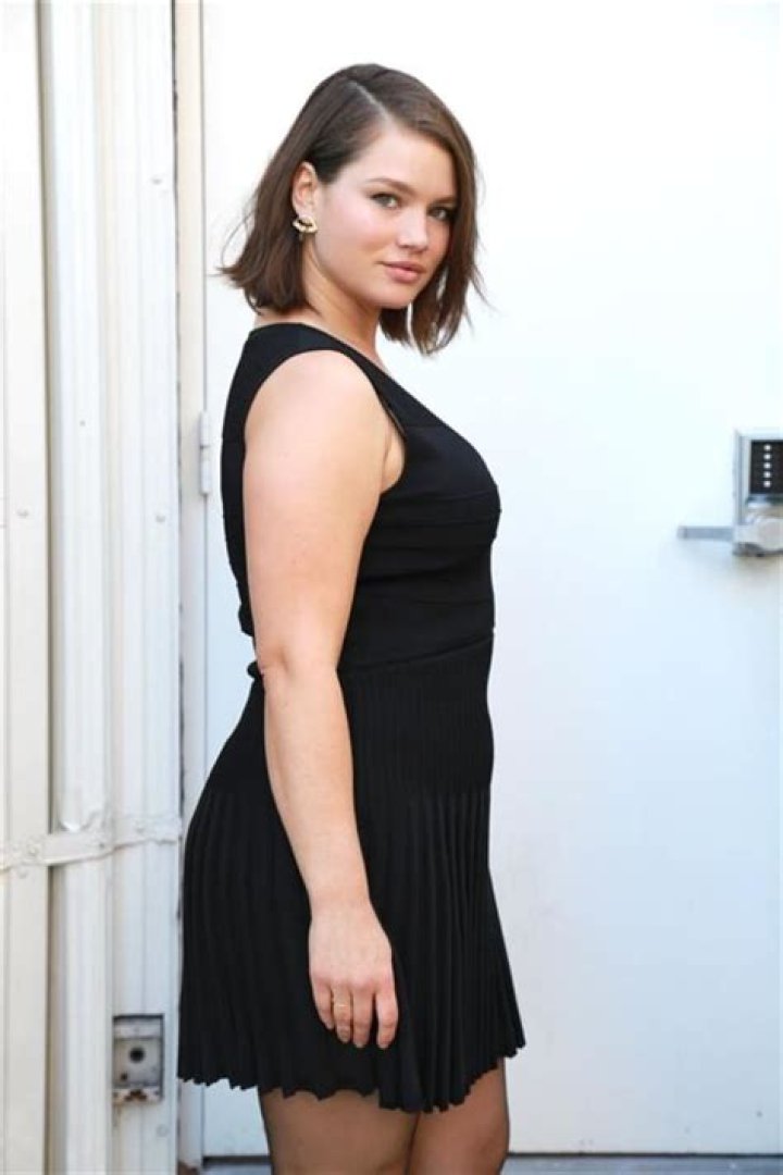 Tara Lynn photo 1 of 273 pics, wallpaper photo 262766 ThePlace2