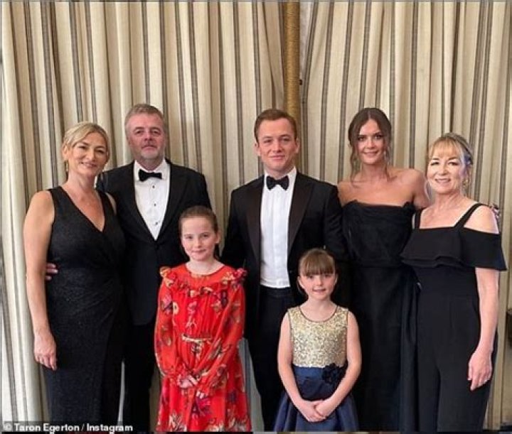 Taron Egerton siblings How many siblings does Taron Egerton have? ABTC