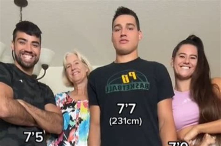 Temara, la familia que se viraliz&oacute; en TikTok por su estatura