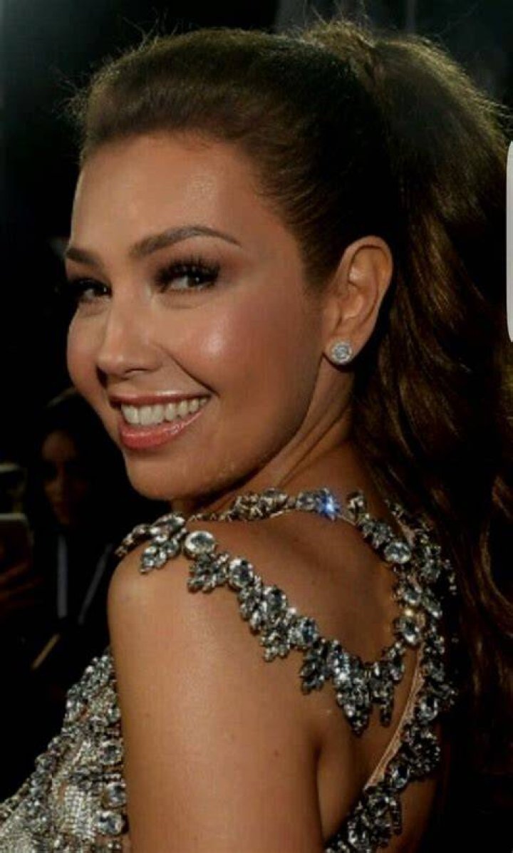 Thalia, 2009 Thalia, Diamond Earrings, Appearance, Diva, Photoshoot