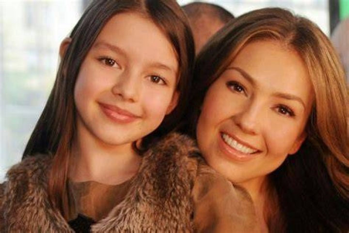 Thalia and daughter Sabrina Sakae... Thalia, Tommy mottola, Thalia y