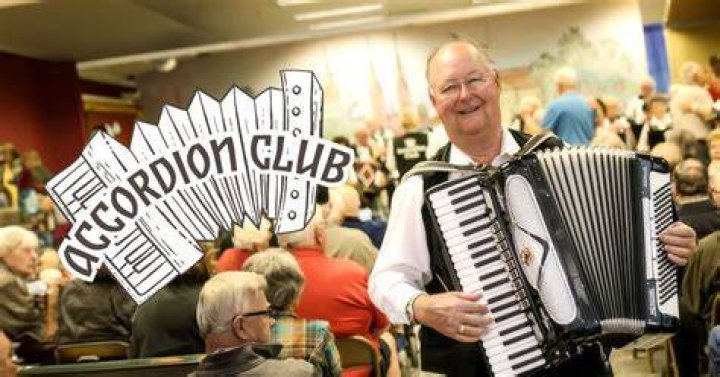 The Accordion Club Adds a Neighborhood Bar to the Downtown Scene
