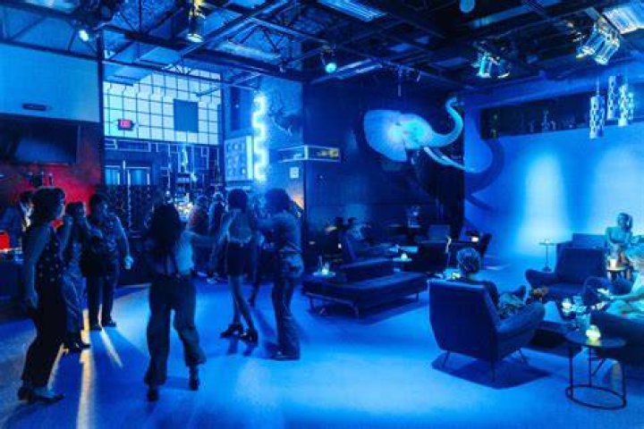 The Blue Room, Nashville, TN Booking Information & Music Venue Reviews
