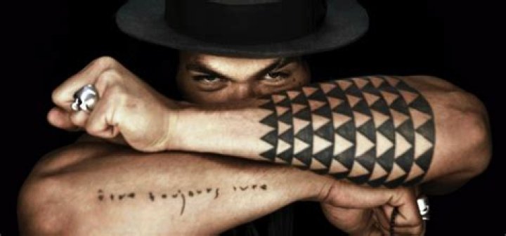 The Secret Meaning Behind Jason Momoas Forearm Tattoo Shows He Was