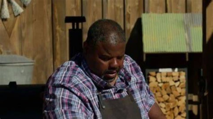 Thyron now owns a restaurant. celebsindepth.com