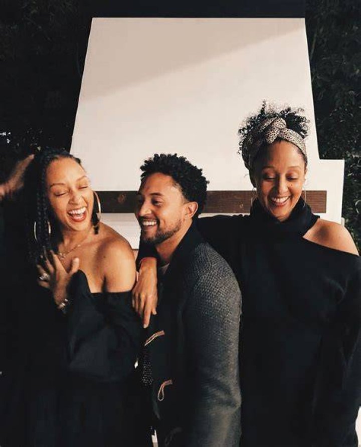 TiaMowry on Instagram &ldquo;So many of you were asking about my outfit