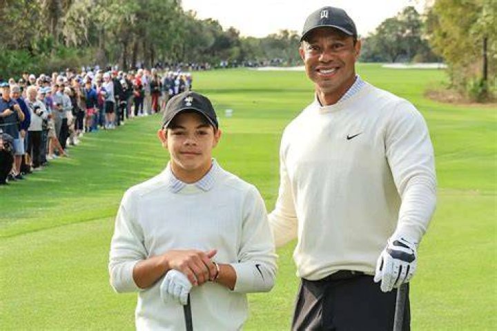 Tiger Woods Caddies — Without a Noticeable Limp — for Son Charlie at