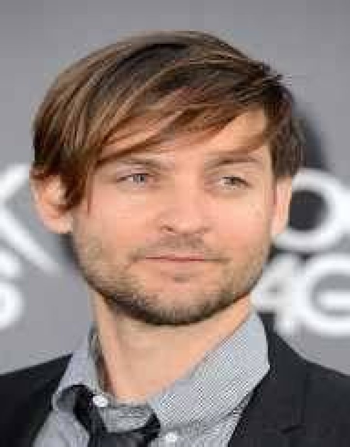 Tobey Maguire Biography, Life, Interesting Facts ·