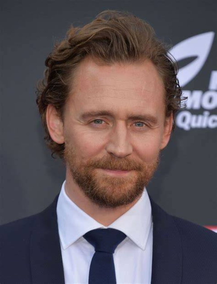 Tom Hiddleston Facts Net Worth Relationship History His Movies Favorite